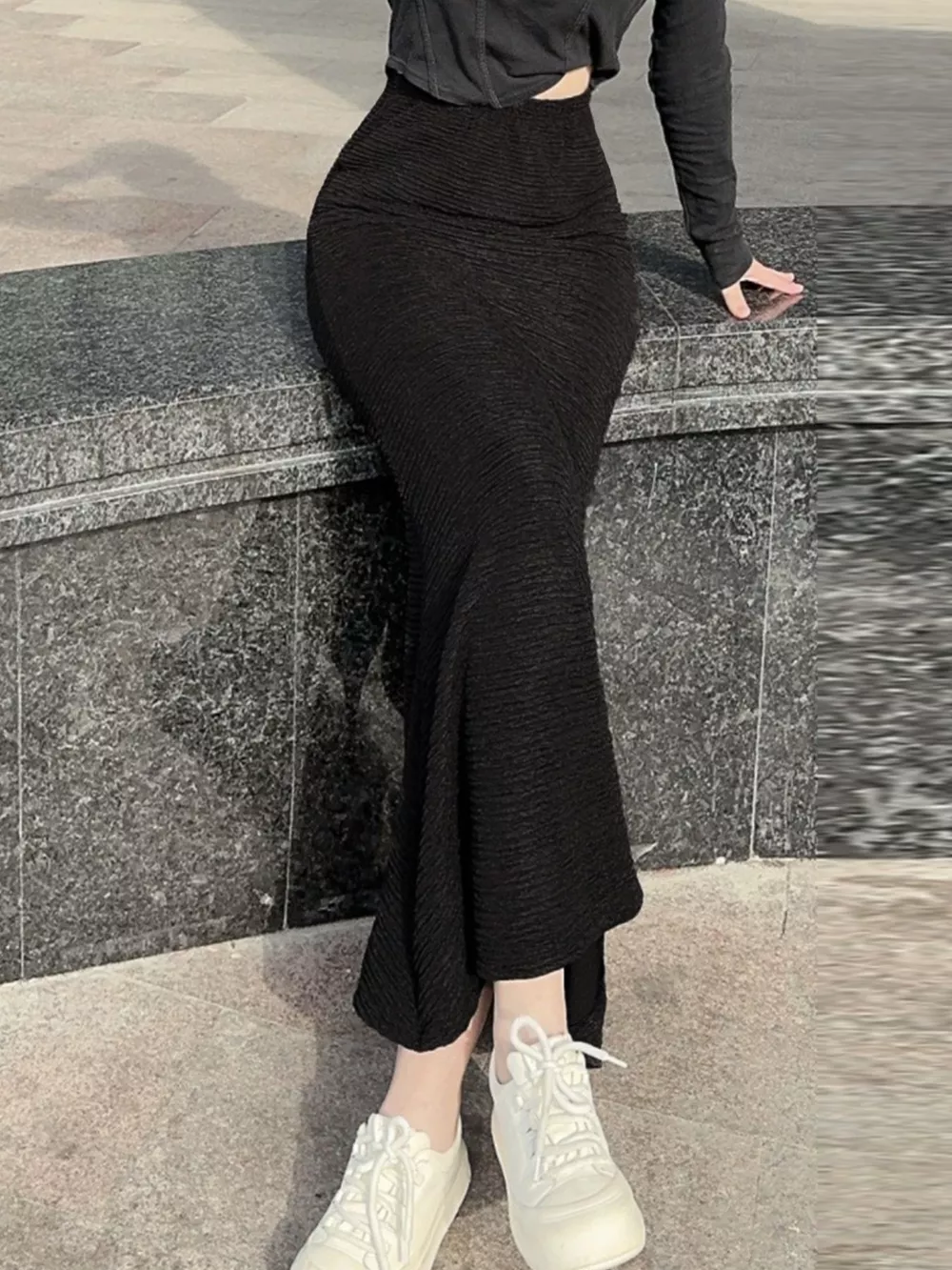Textured Knit Mermaid Skirt, image 4