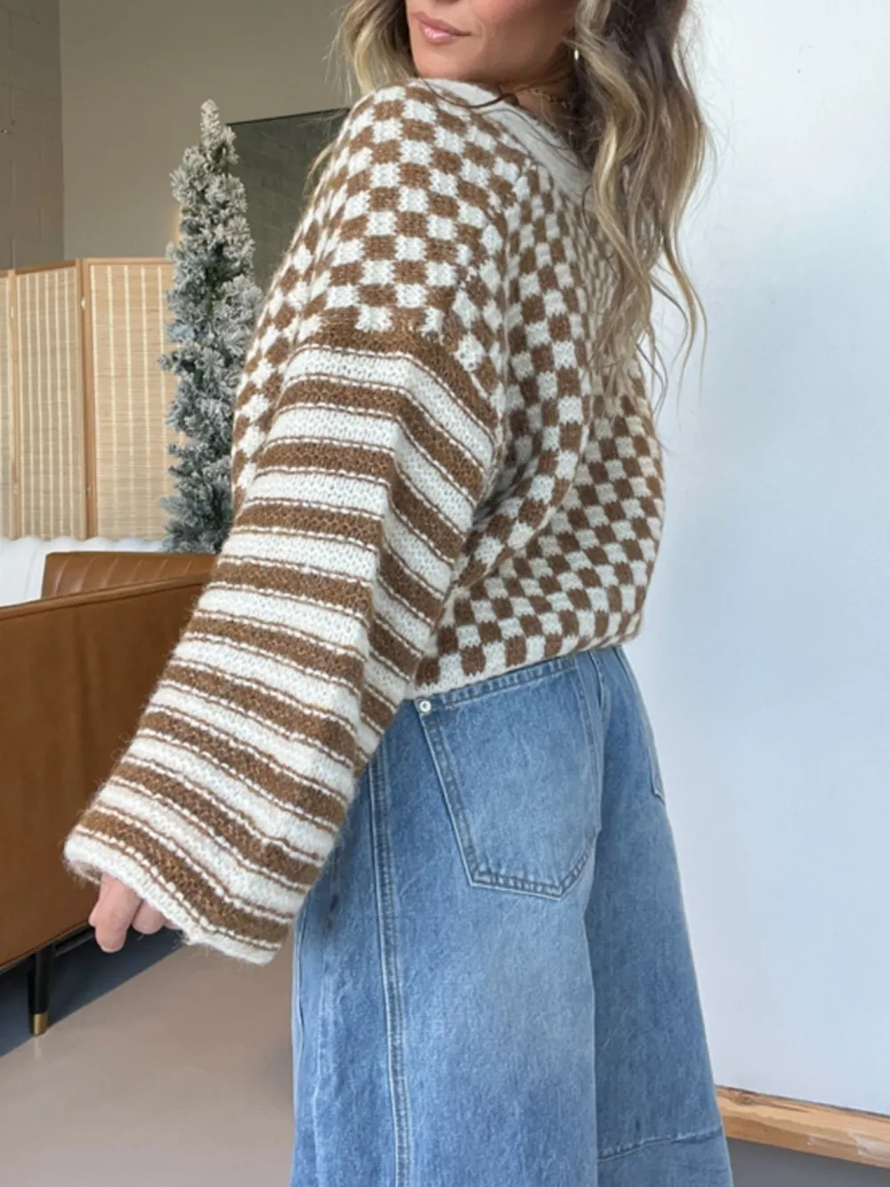 Checkered and Striped Pattern Button-Front Cropped Cardigan, image 4