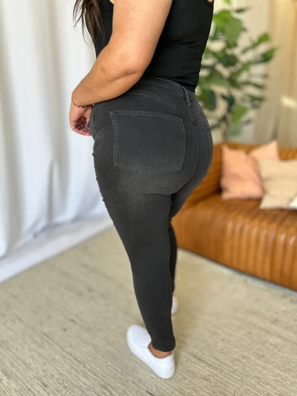 Full Size High Rise Tummy Control Skinny Jeans, image 16