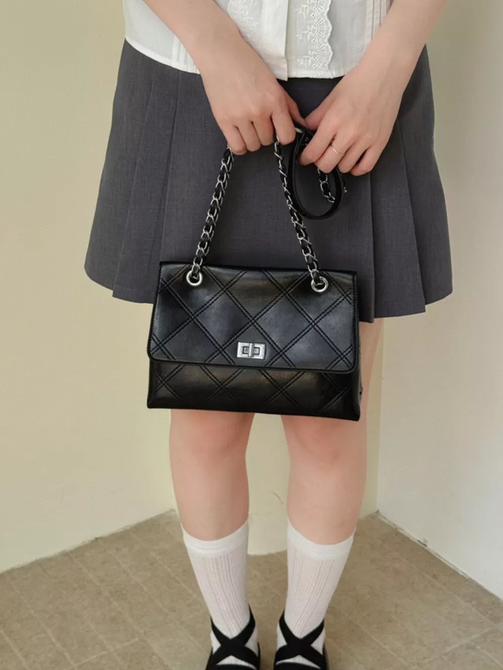 Quilted Chain Shoulder Bag, image 2