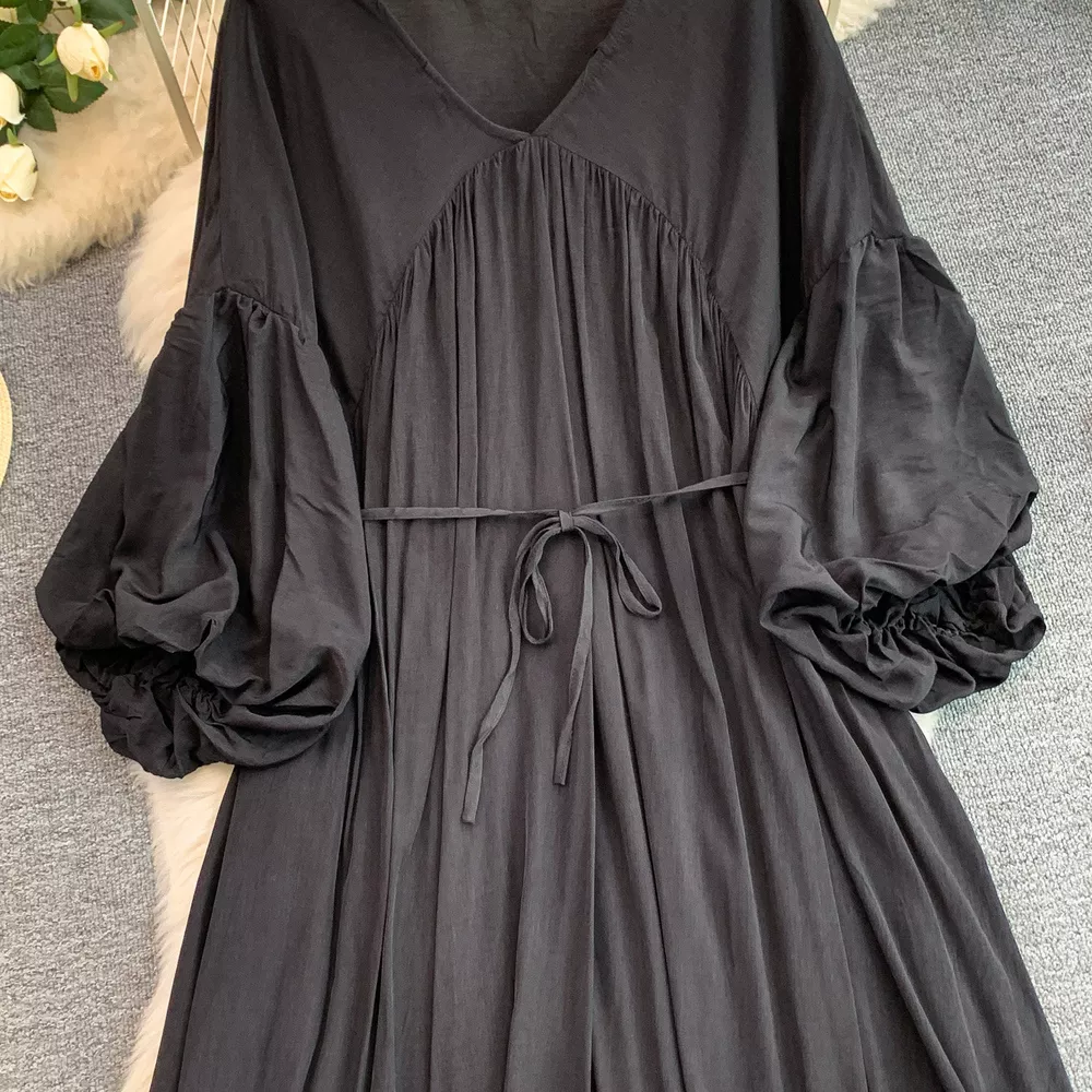 Balloon Sleeve Tie-Waist Dress