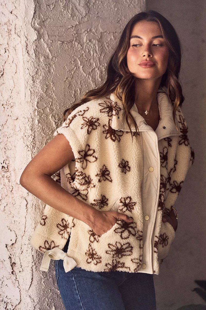 Flower Sherpa Fur Oversized Sleeveless Vest Jacket, image 5