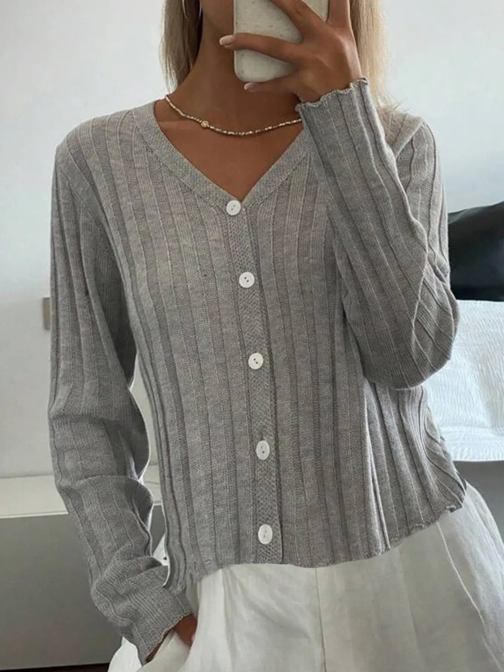 Ribbed Button-Up V-Neck Cardigan, image 3
