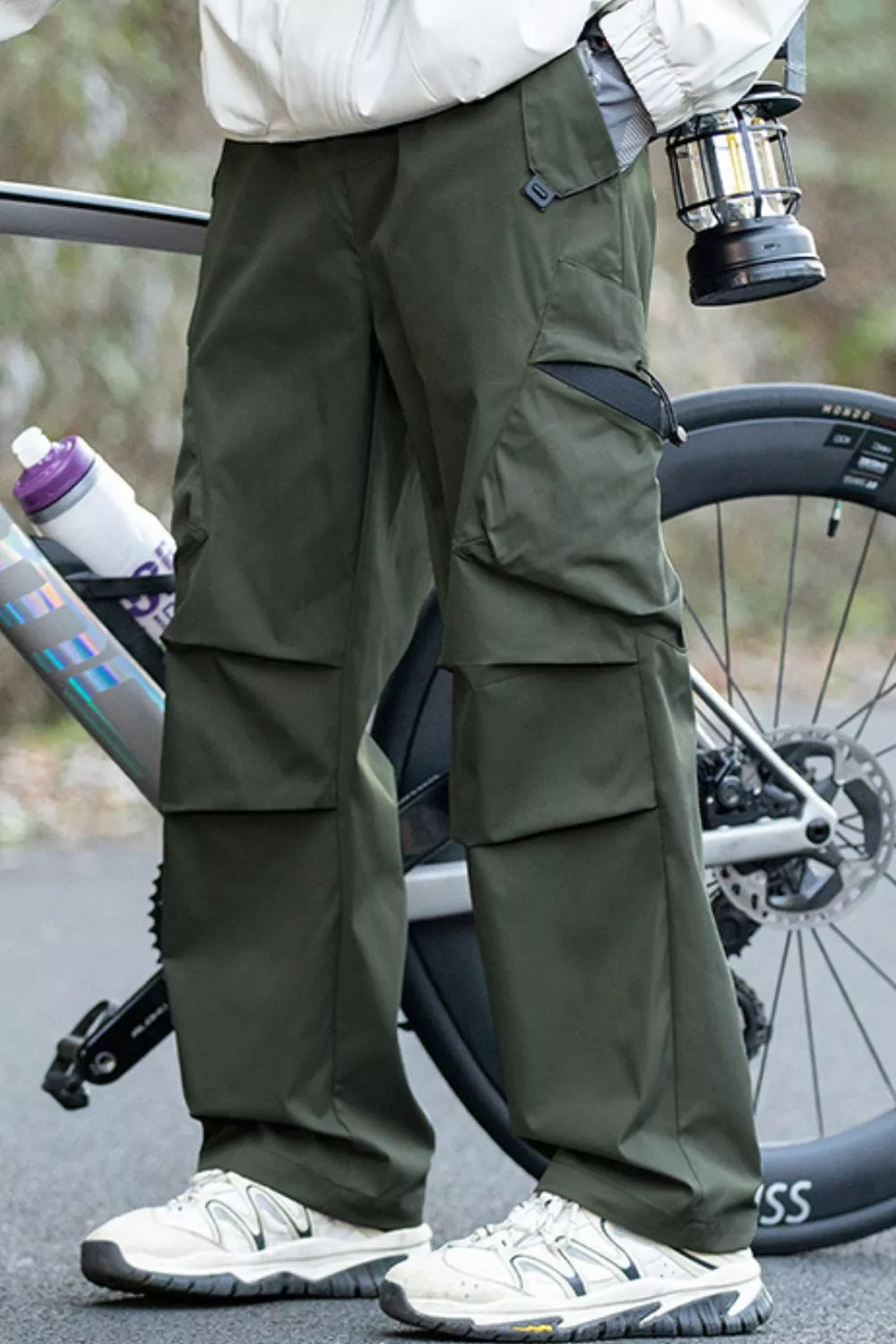 Men's Wide Leg Cargo Pants