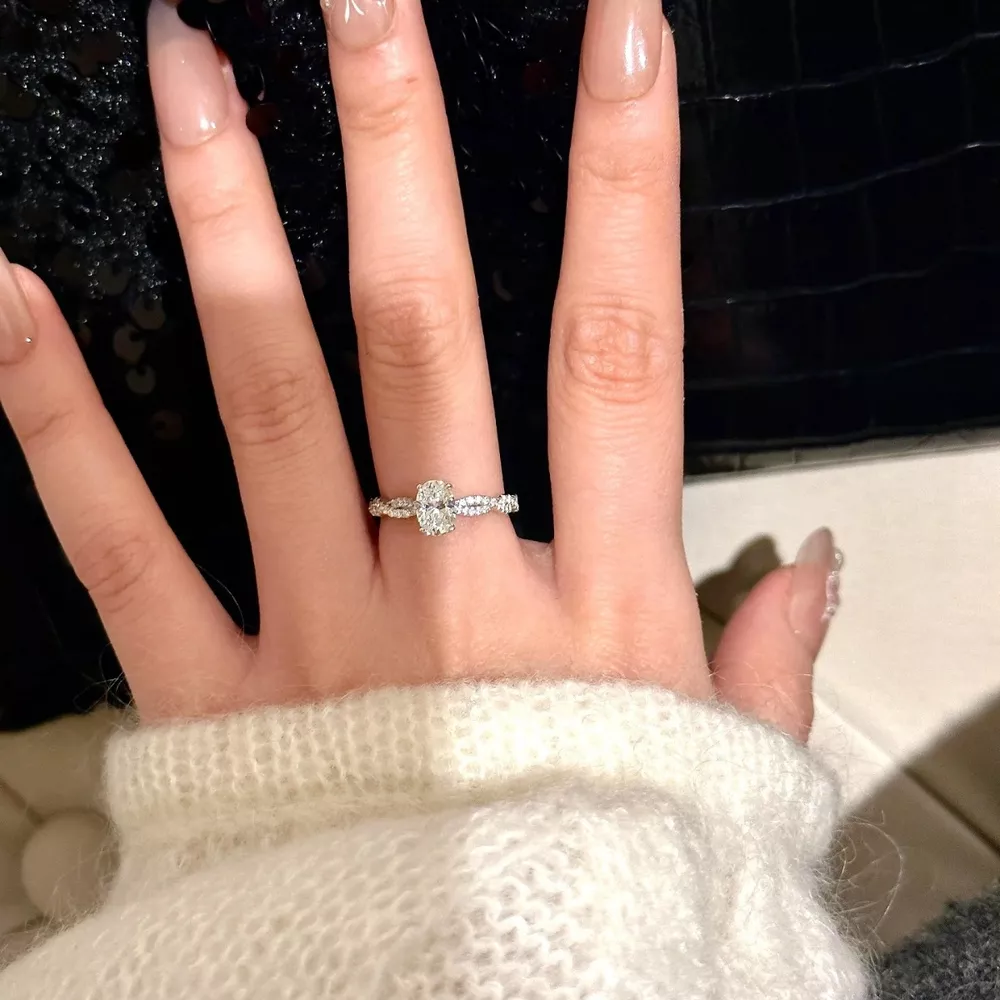 1 Carat Moissanite 925 Sterling Silver Oval Ring, image 4