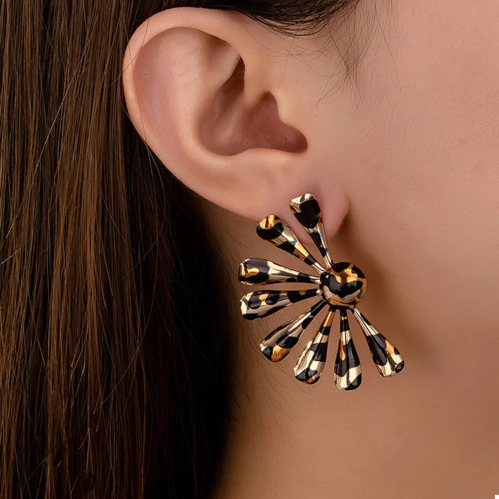 Leopard Print Fan-Shaped Earrings, image 4