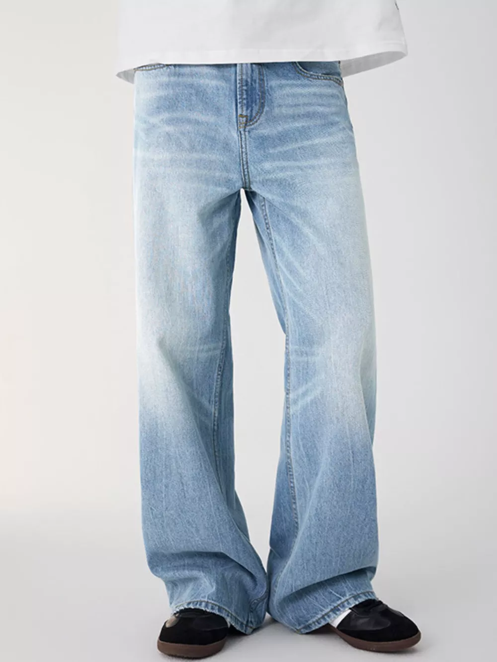 Men's Wash Relaxed Fit Wide Leg Jeans, image 4