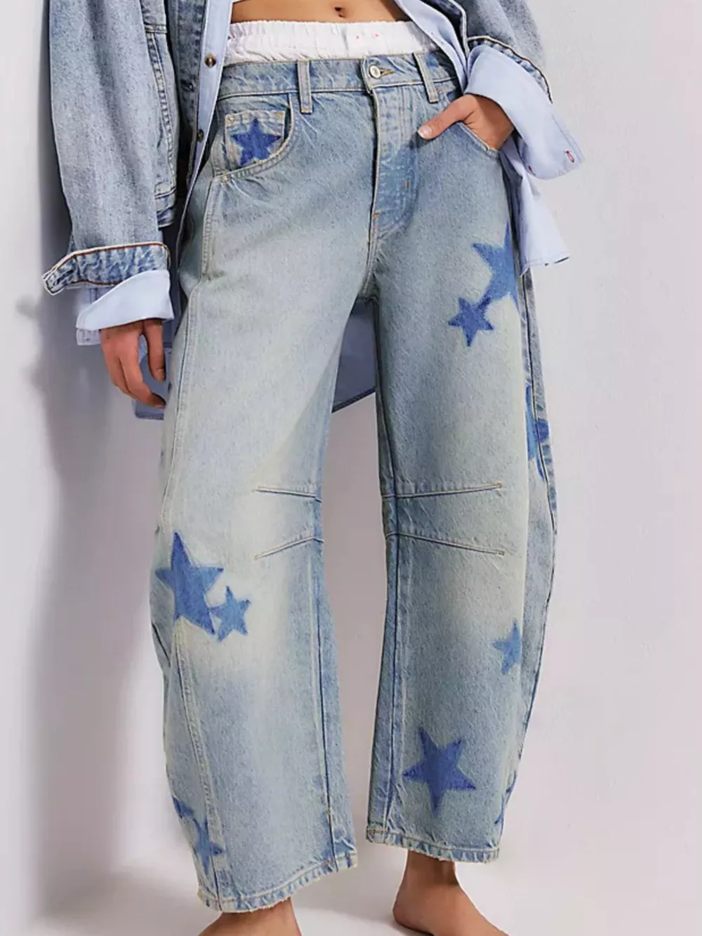 Mid Rise Wide-Leg Jeans