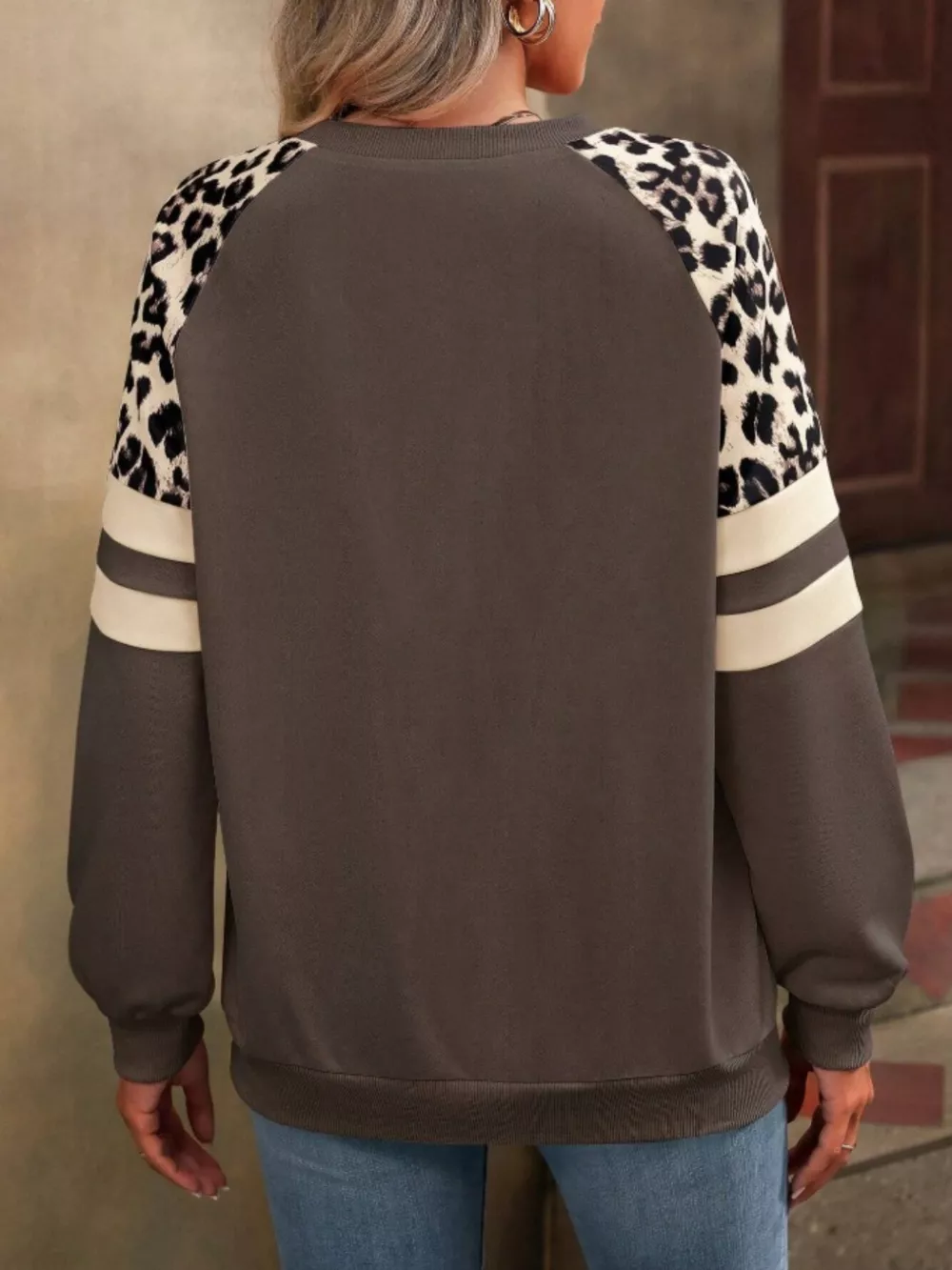 Leopard Raglan Sleeve Striped Sweatshirt, image 20