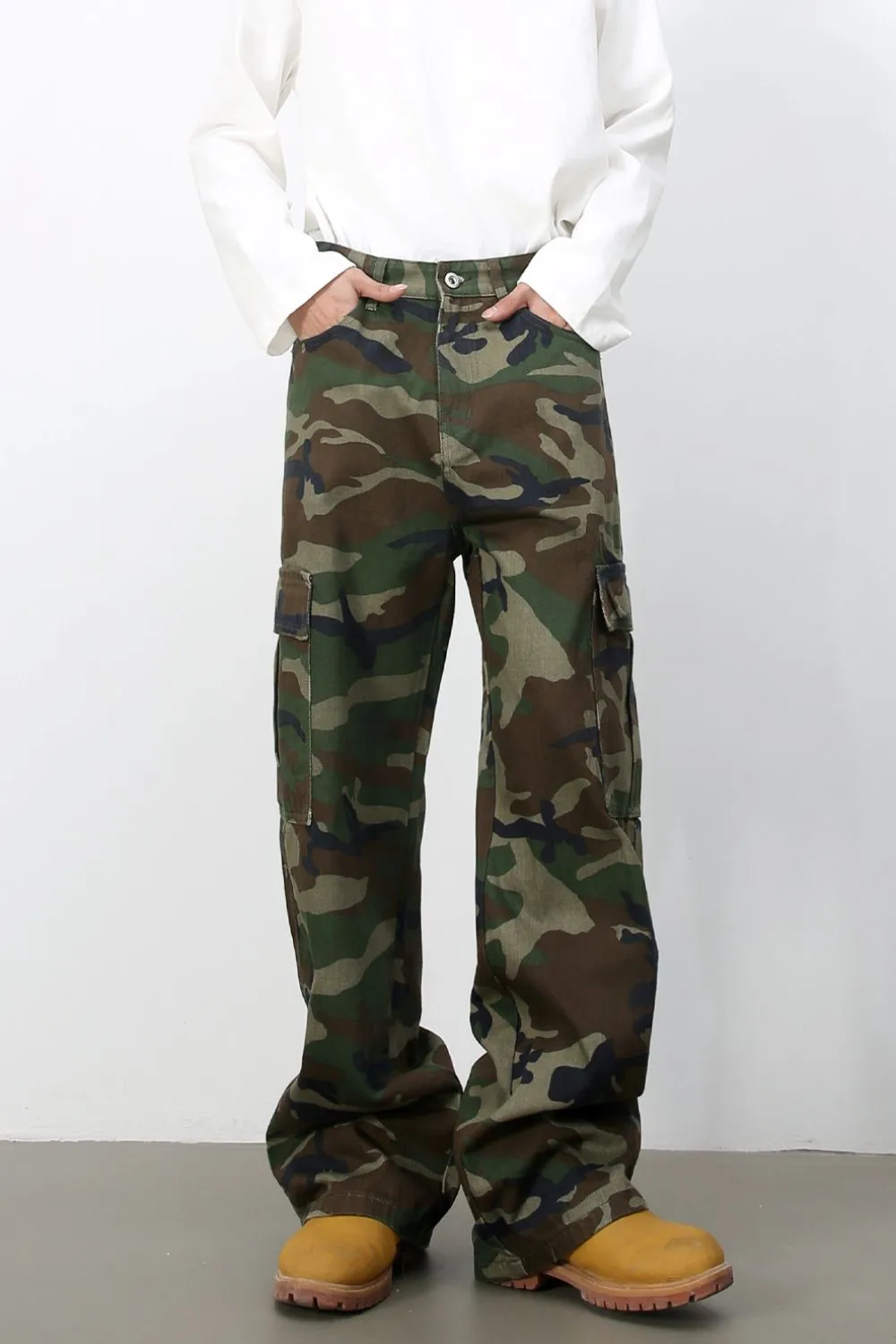 Men's Camouflage Jeans with Pockets, image 3