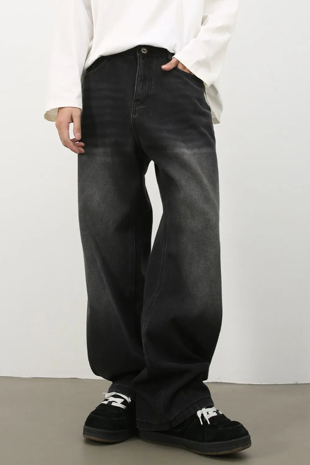 Men's Wide Leg Jeans