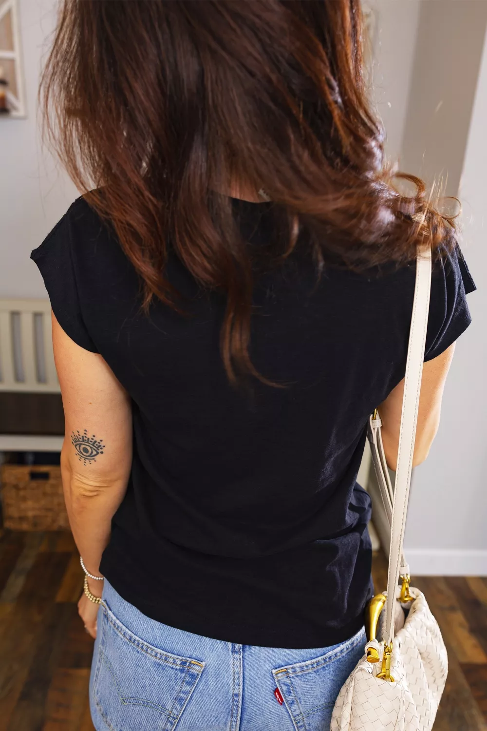 Cutout Embroidered Trim V Neck Cap Sleeve Tee, image 2