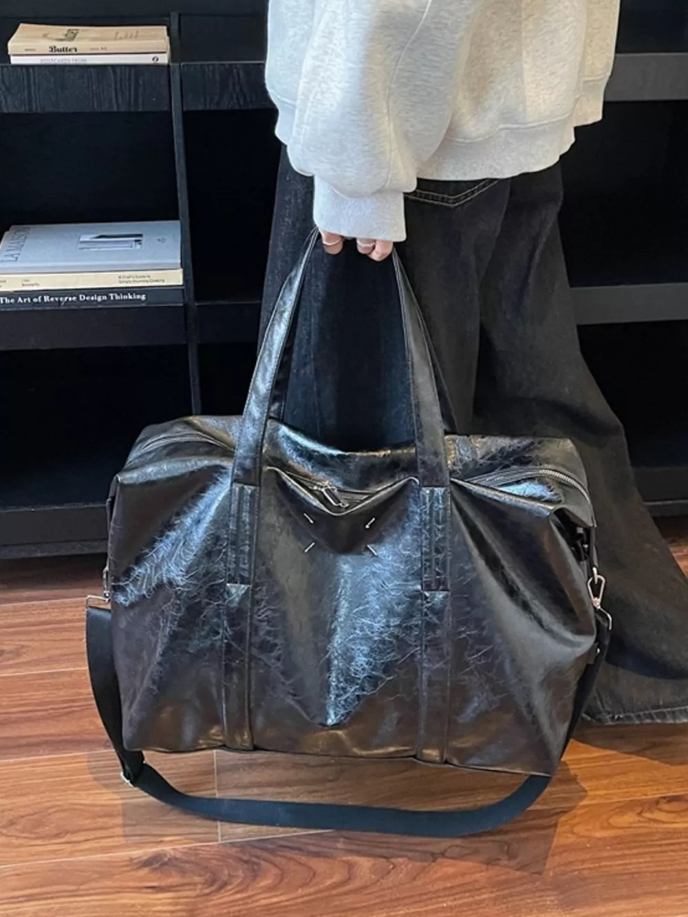 Vintage Style Leather Travel Bag, image 3