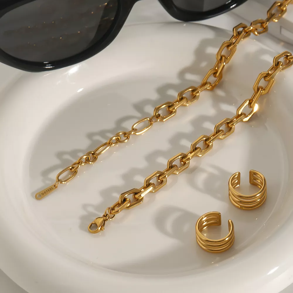 Stainless Steel Chain Link Circle Necklace, image 3