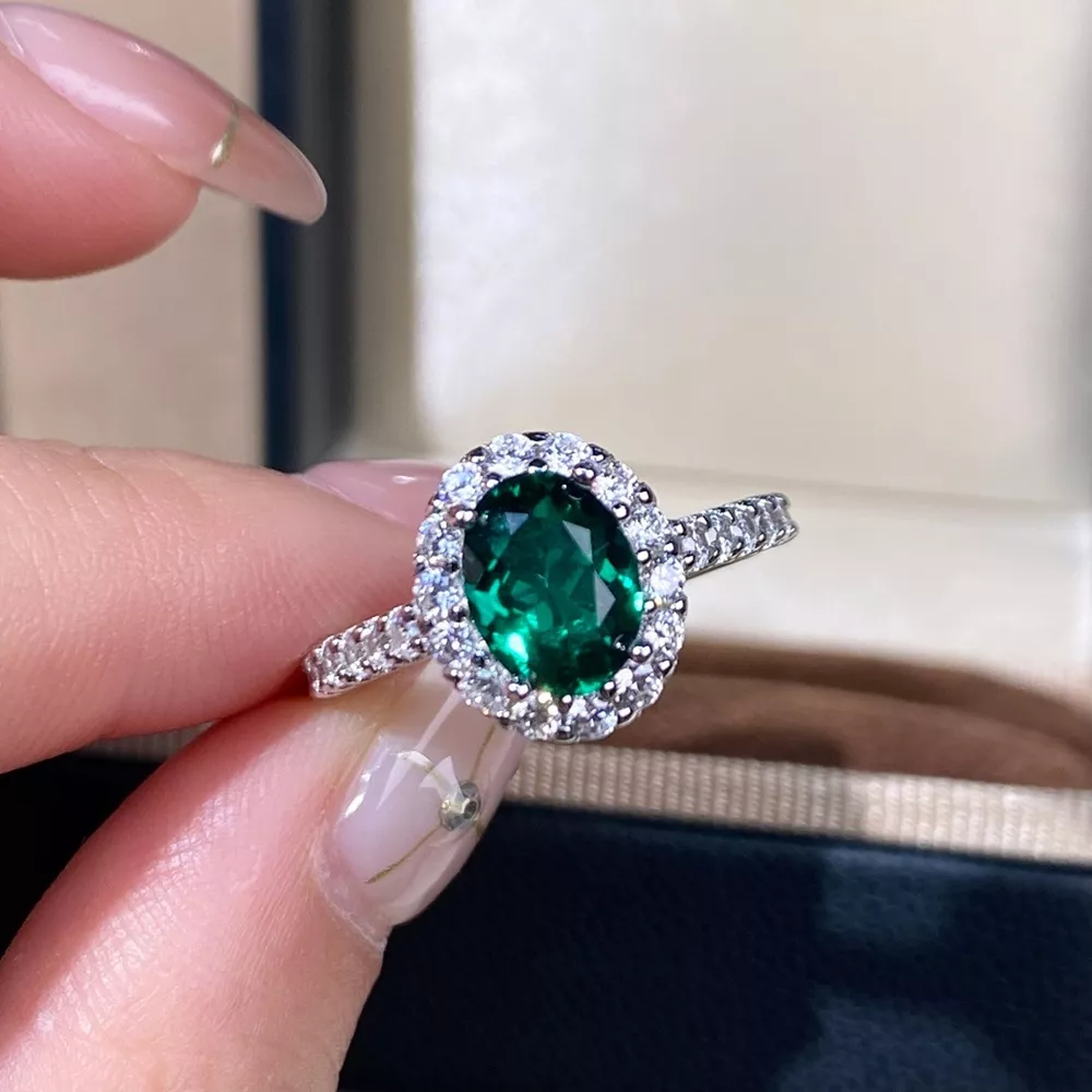 925 sterling Silver Oval Cut Synthetic Emerald Ring, image 6