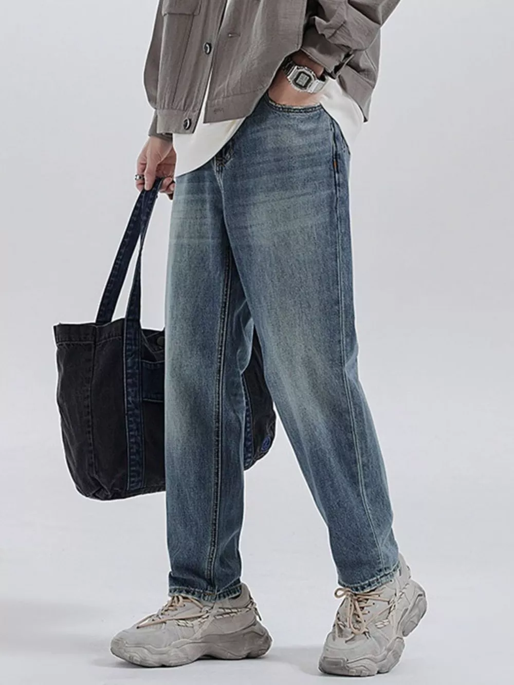 Men's Relaxed Fit Wash Jeans, image 2