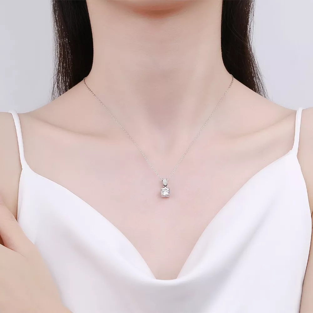 1 Carat Moissanite 925 Sterling Silver Necklace, image 4