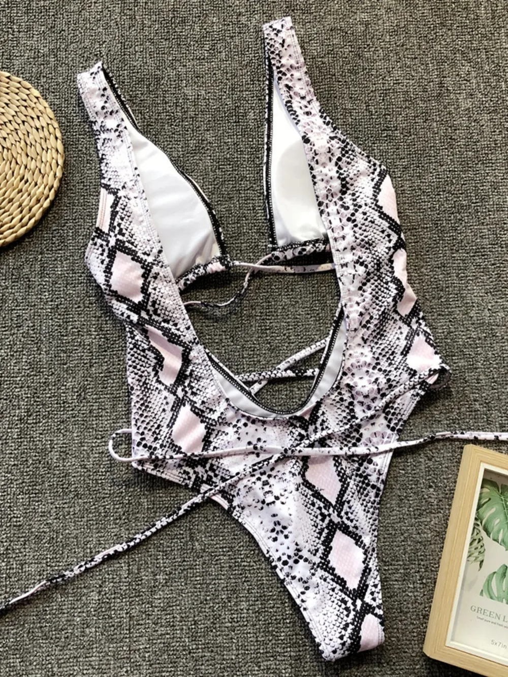 Lace-Up Backless Plunge One-Piece Swimwear, image 6