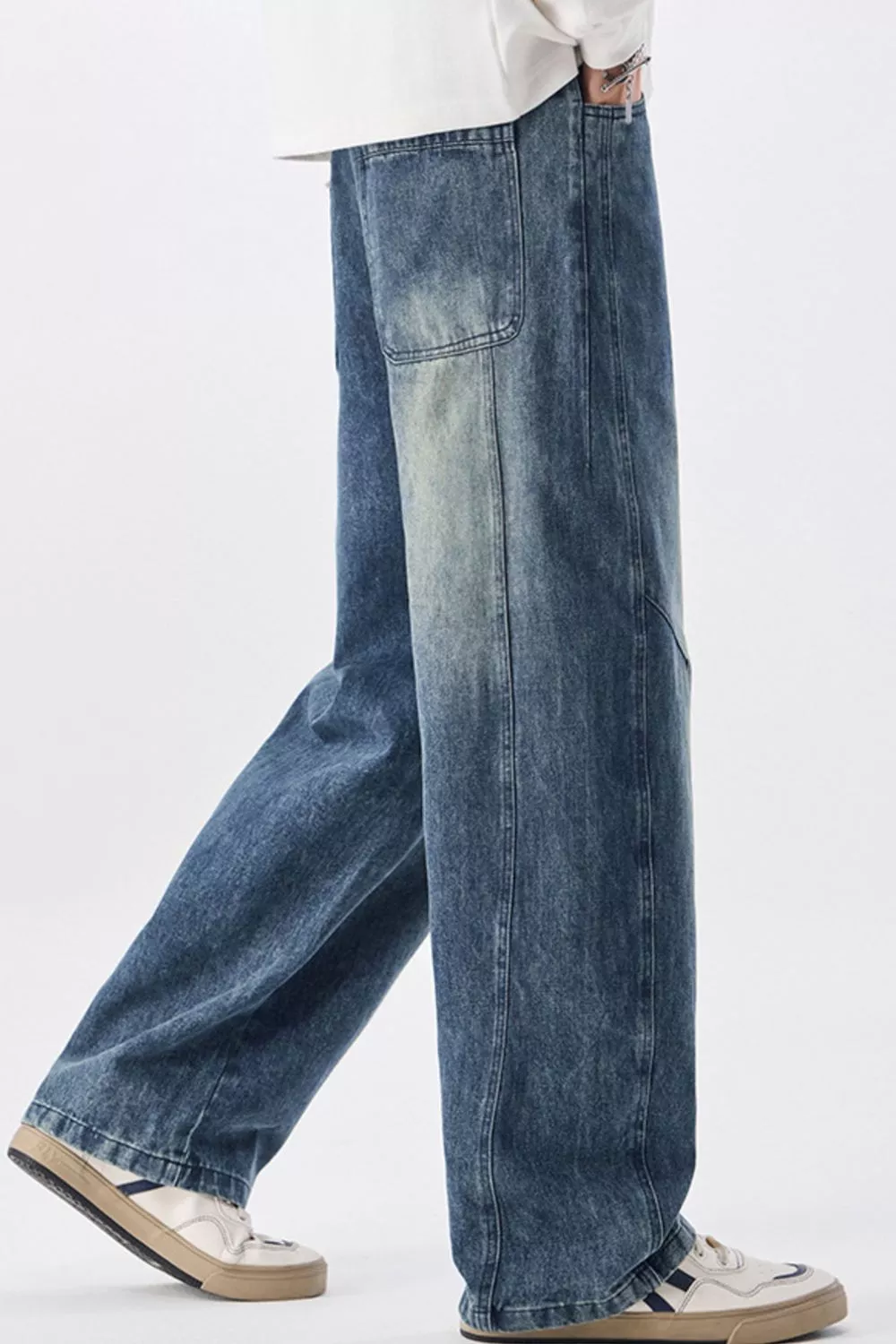 Men's Plus Size Vintage Wash Wide Leg Jeans, image 3