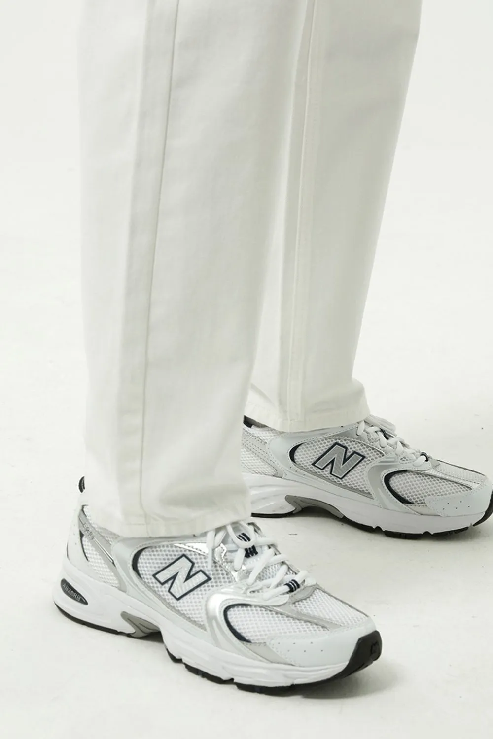 Washed Straight-Leg Slim Jeans, image 5