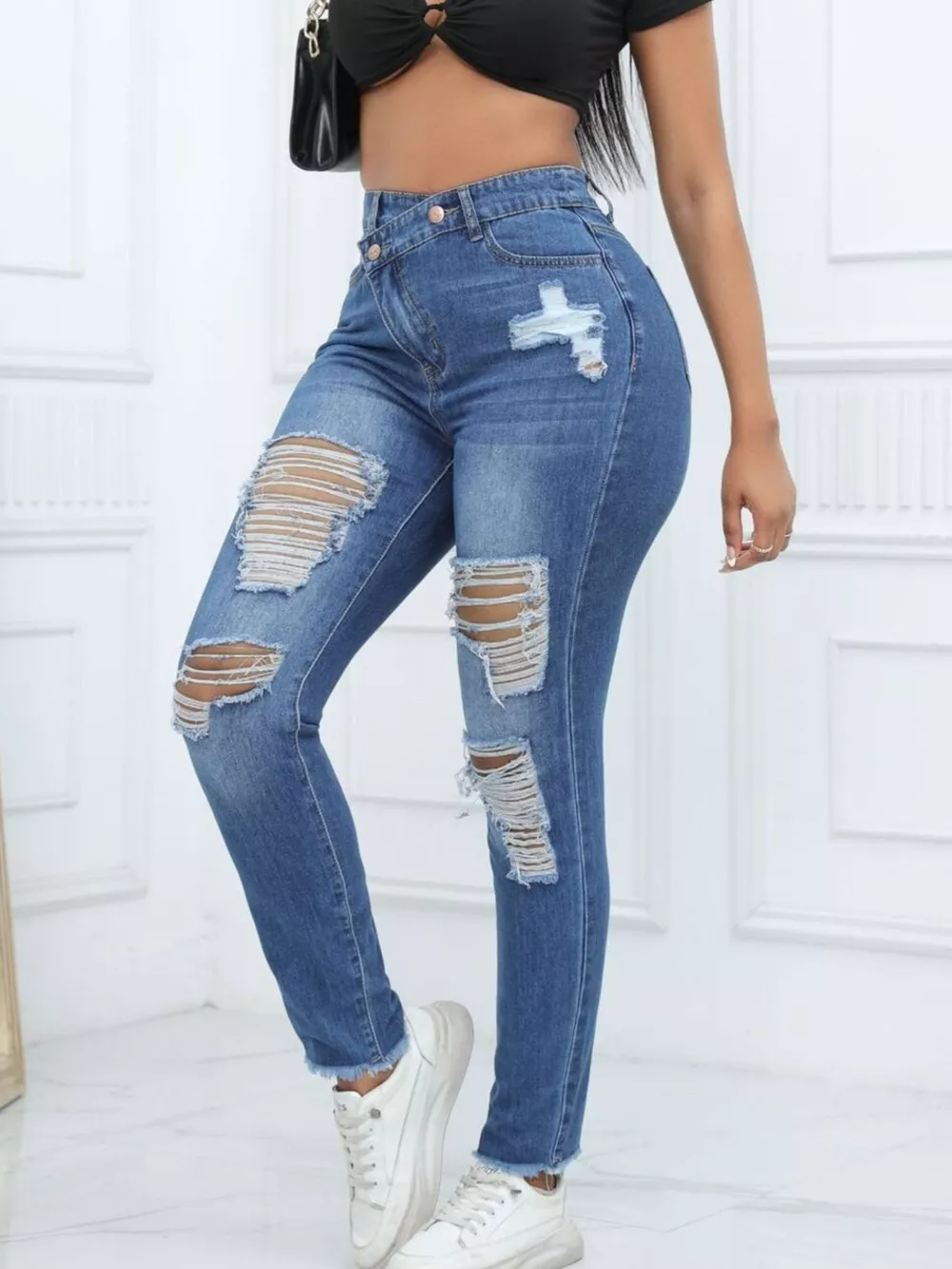 Distressed High-Waisted Jeans, image 6