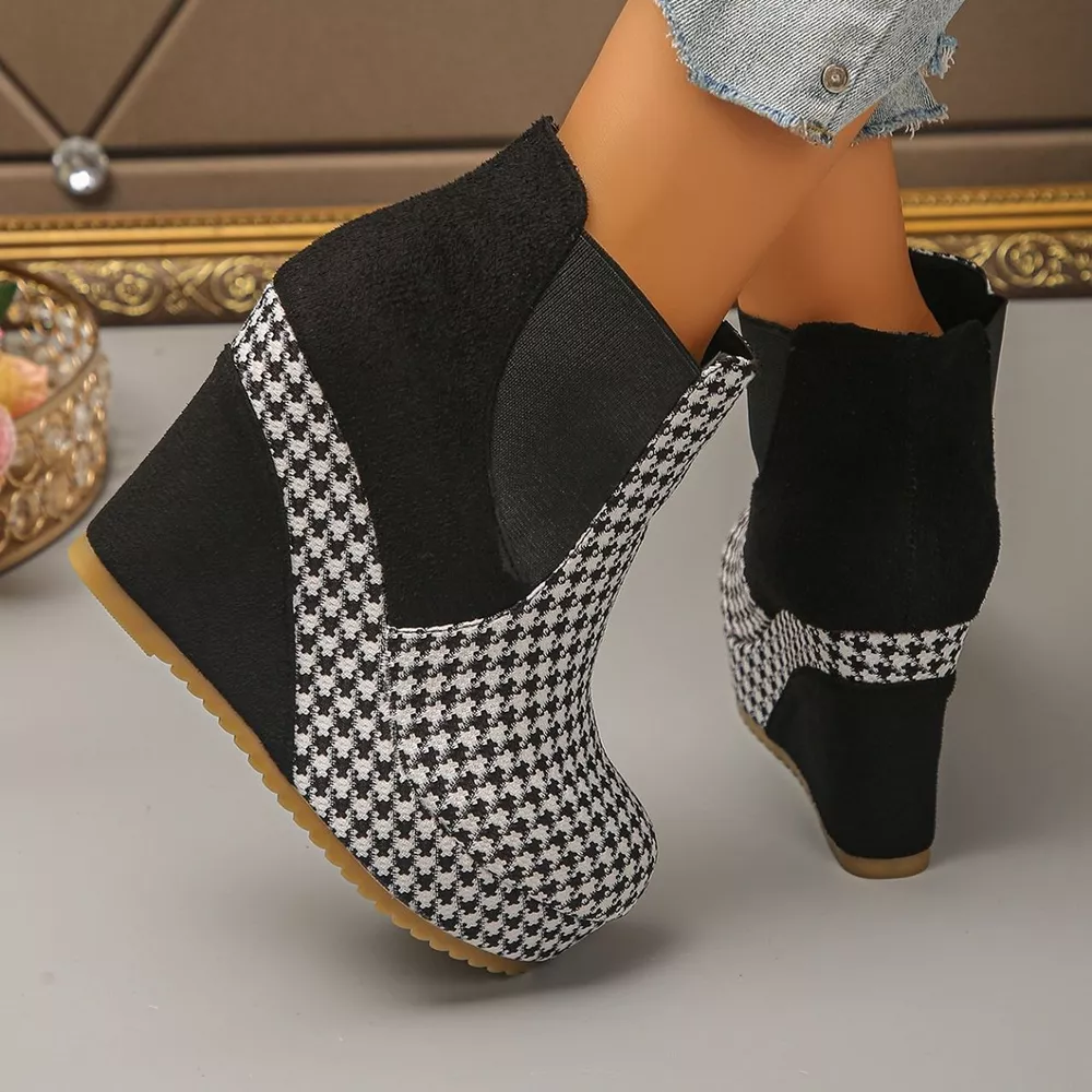 Houndstooth Pattern Wedge Ankle Boots, image 4