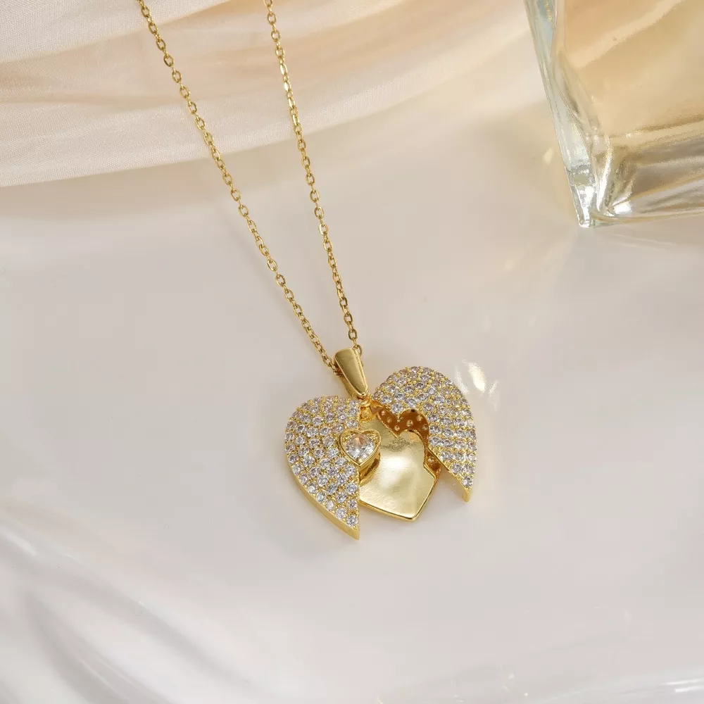 18K Gold-Plated Heart Locket Necklace, image 2
