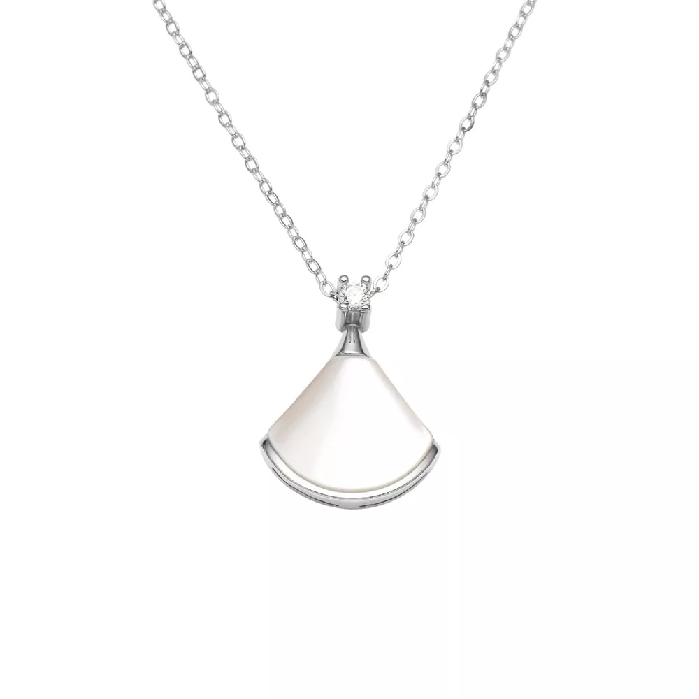 Fan-Shaped Mother of Pearl Pendant Necklace, image 4