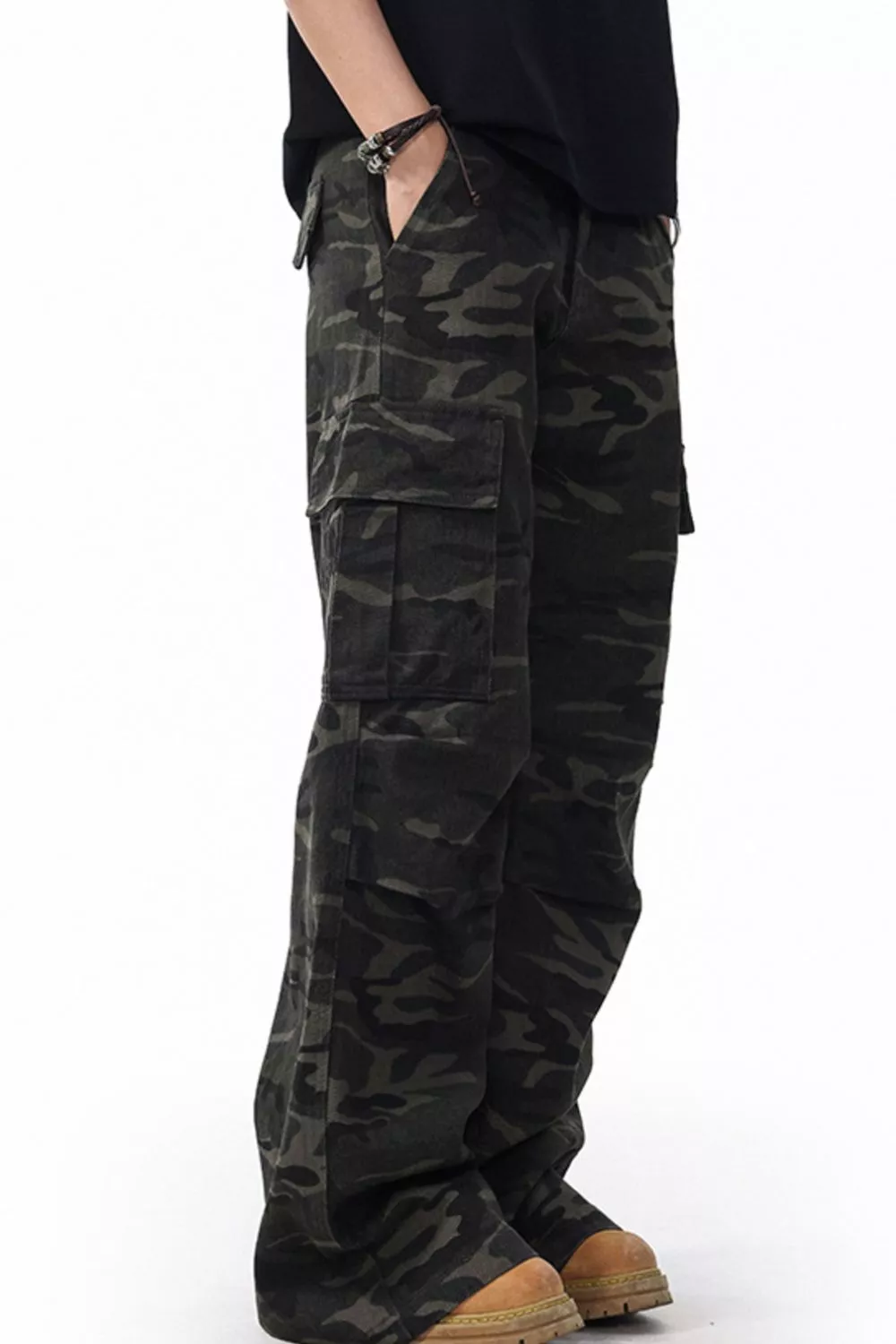 Men' s Relaxed Fit Camo Cargo Pants, image 2