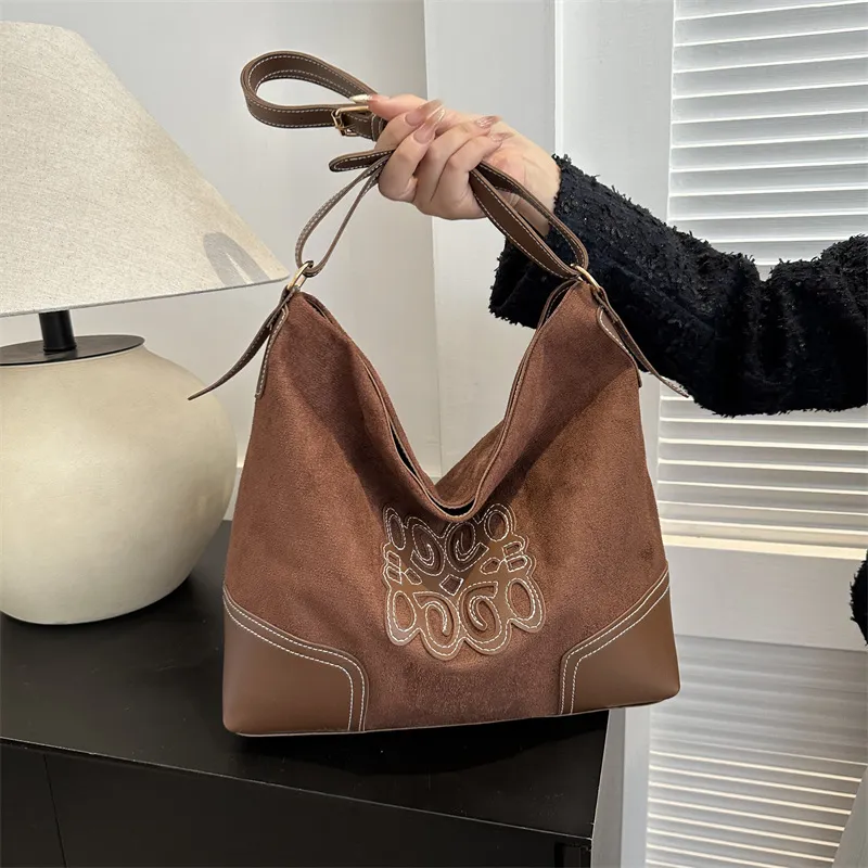 Suede Patch Adjustable Strap Tote Bag, image 3