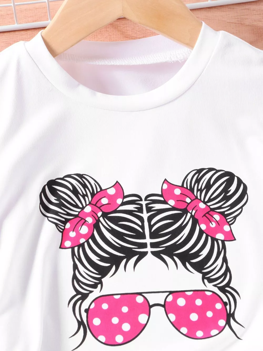 Children's Graphic Tee & Polka Dot Pleated Pants Set, image 3