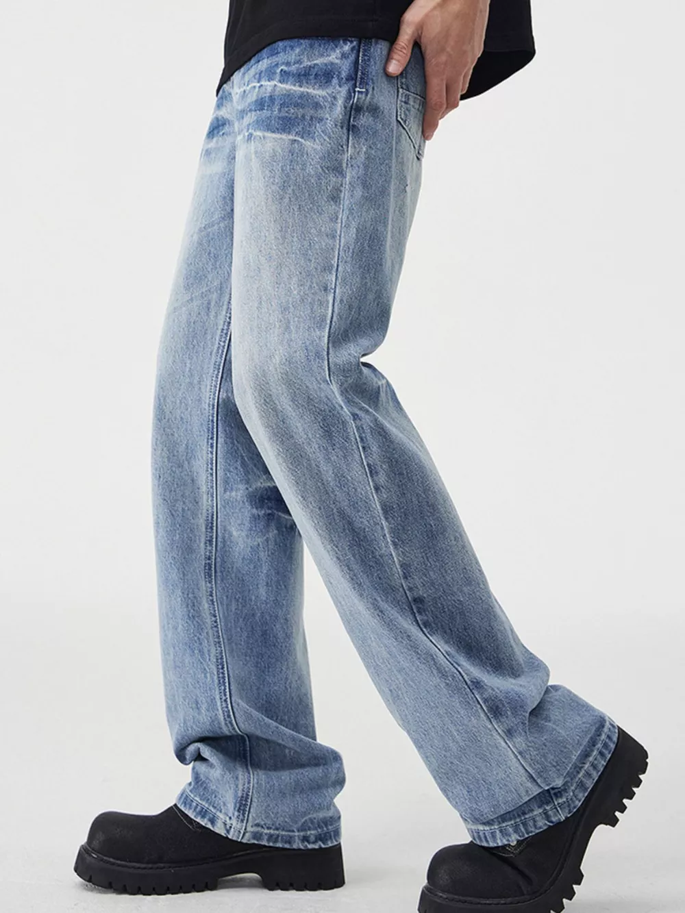 Men's Vintage Wash Wide Leg Jeans, image 2