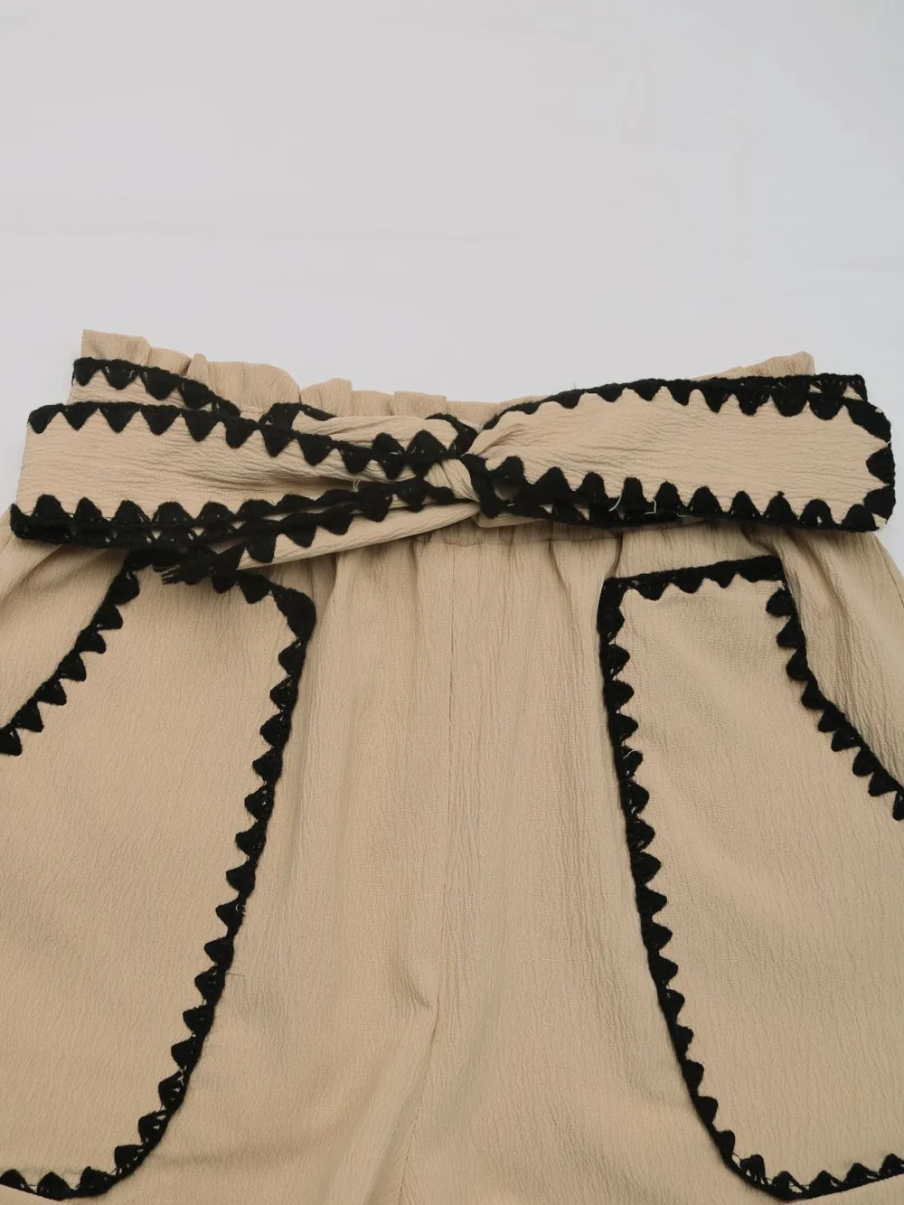 Tied Contrast Trim Shorts, image 5