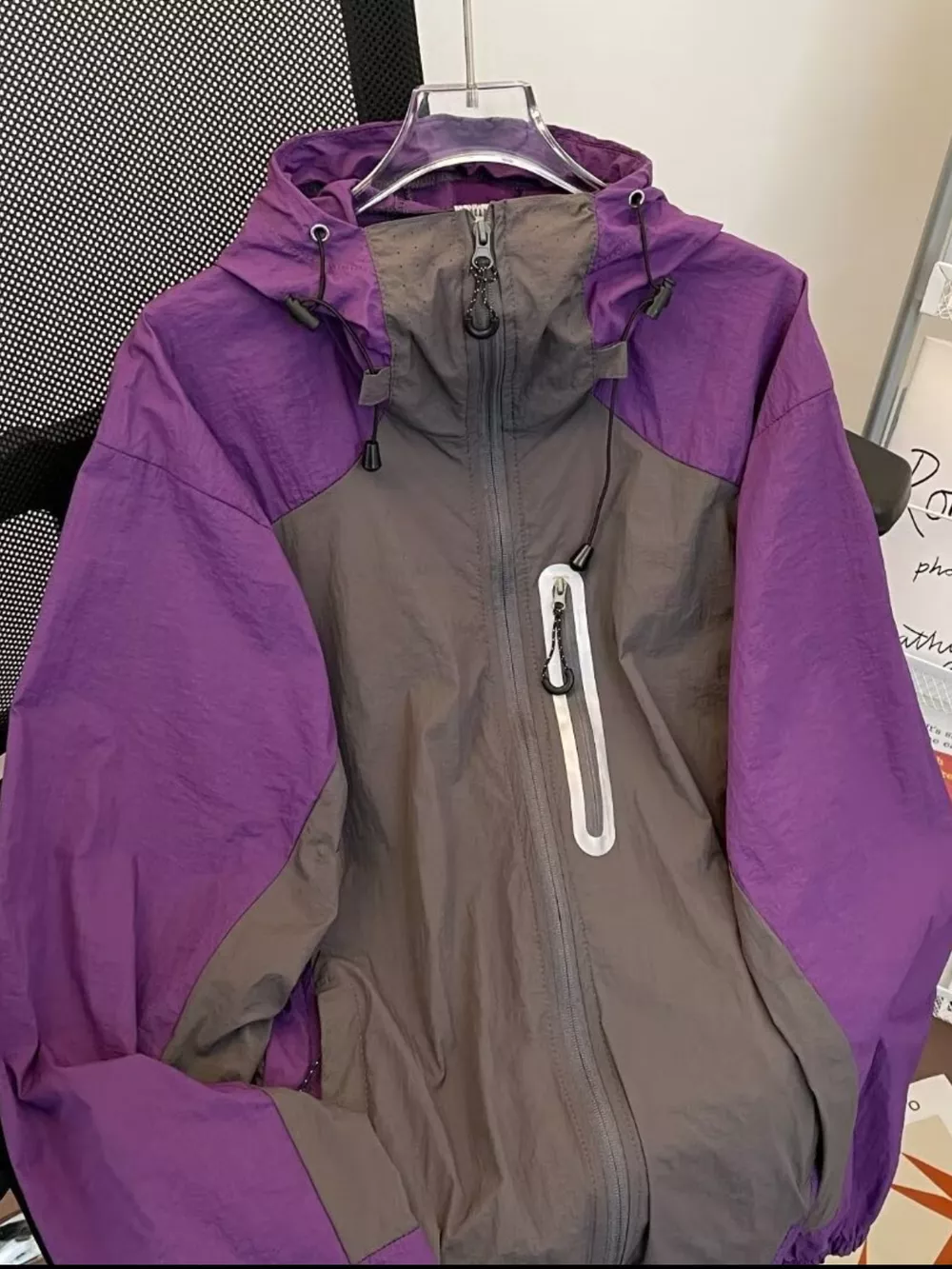 Men's Color Block Windproof Hooded Jacket, image 2