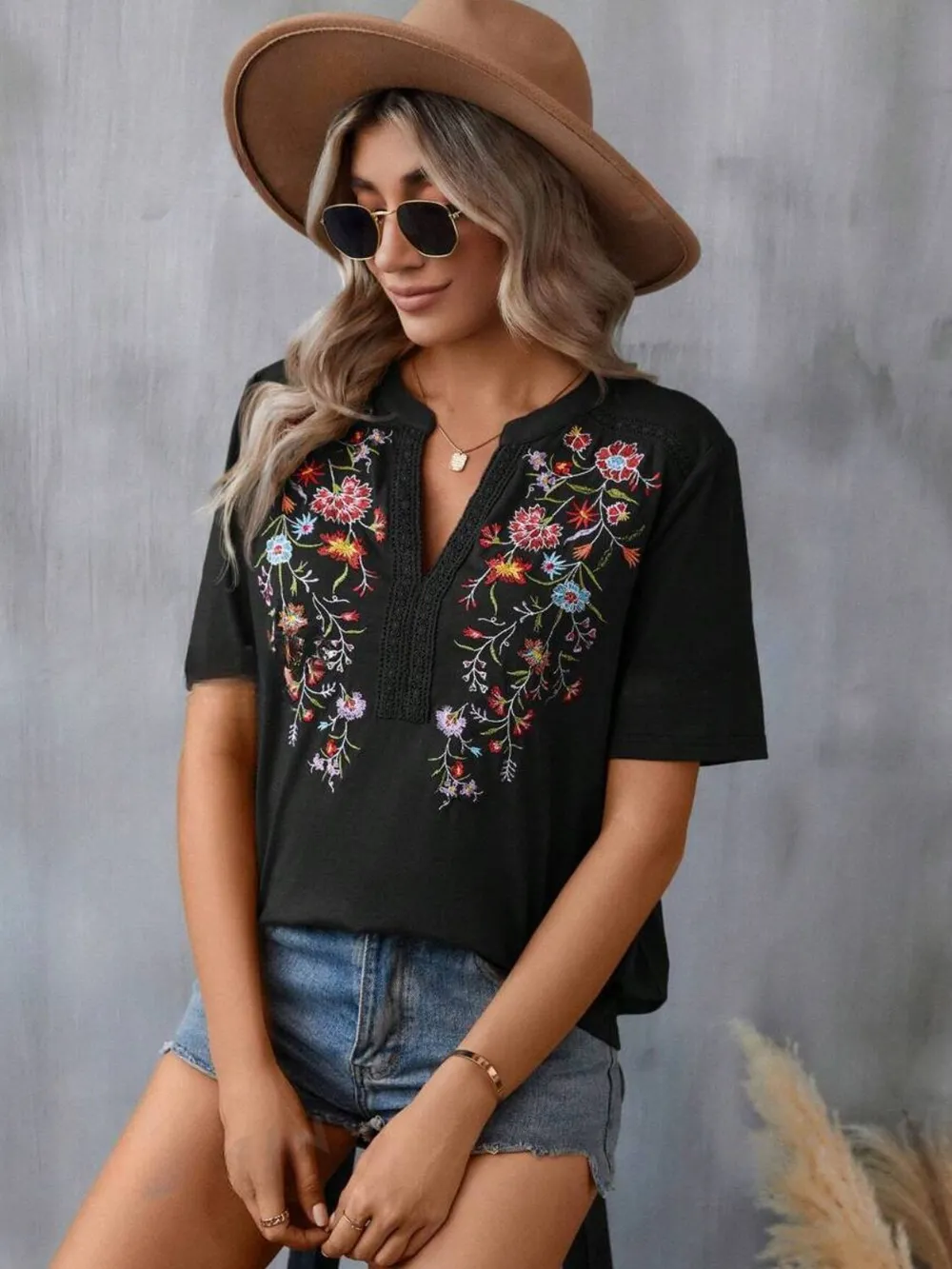Embroidered Notched Short Sleeve T-Shirt, image 11