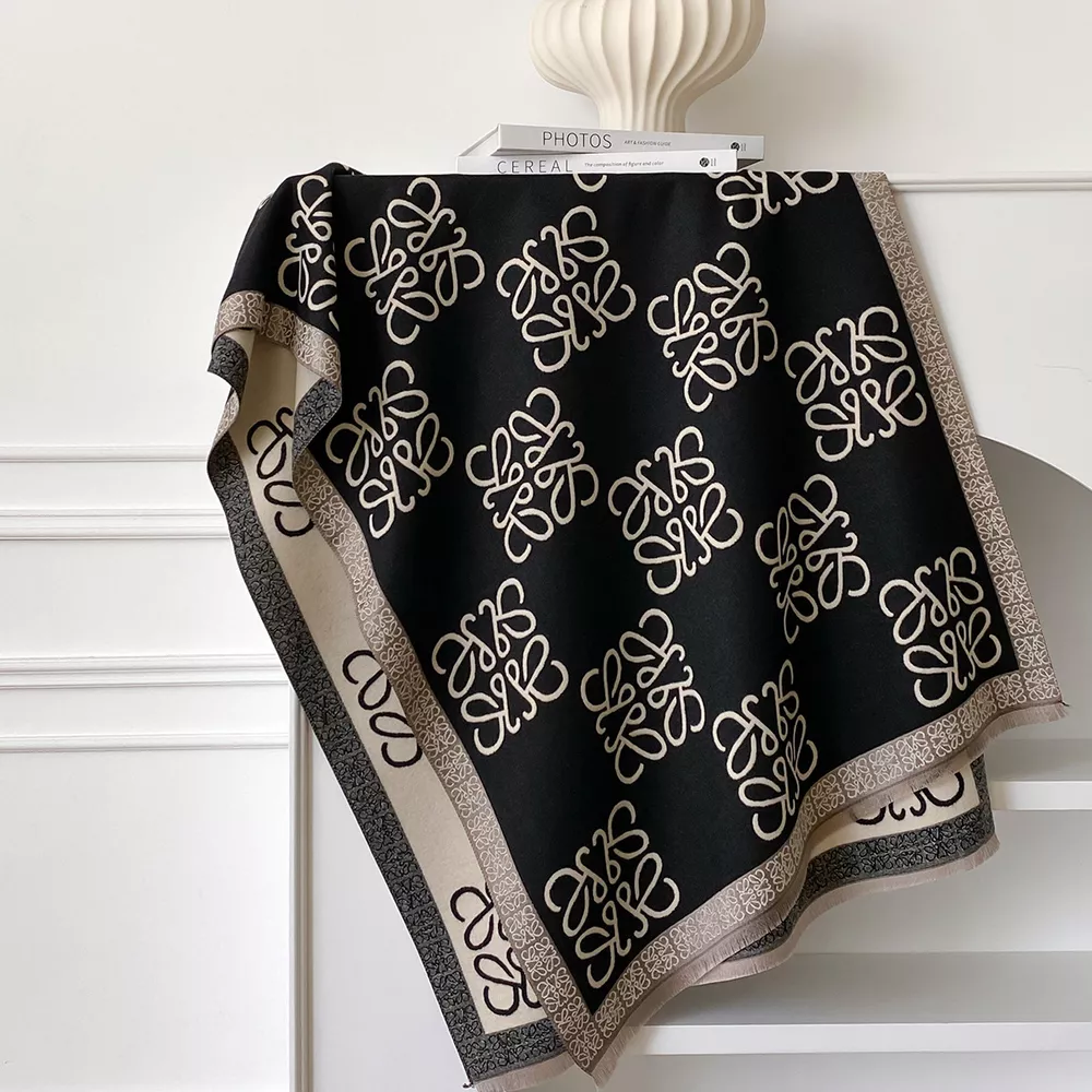 Raw Hem Winter Scarf, image 2