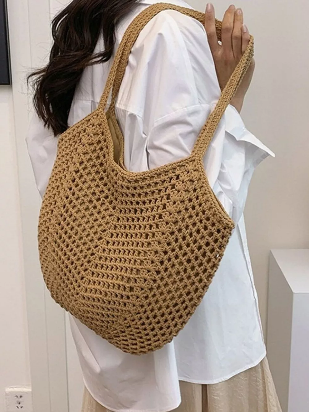 Woven Straw Shoulder Bag, image 3