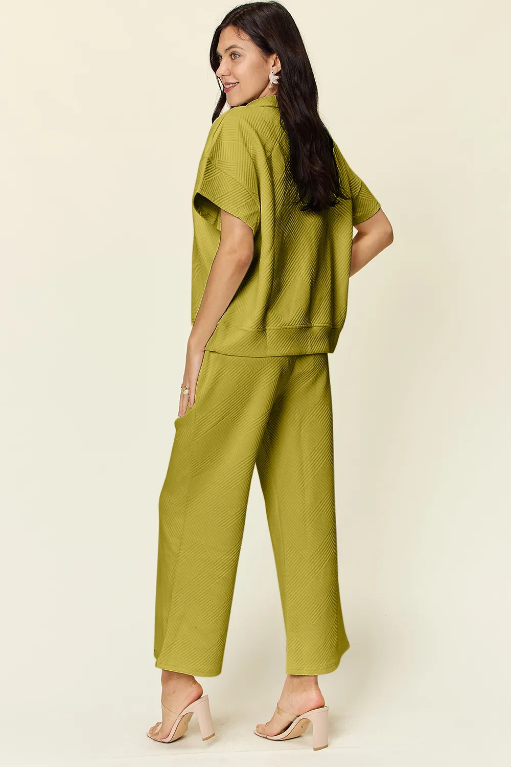 Full Size Texture Half Zip Short Sleeve Top and Pants Set, image 15