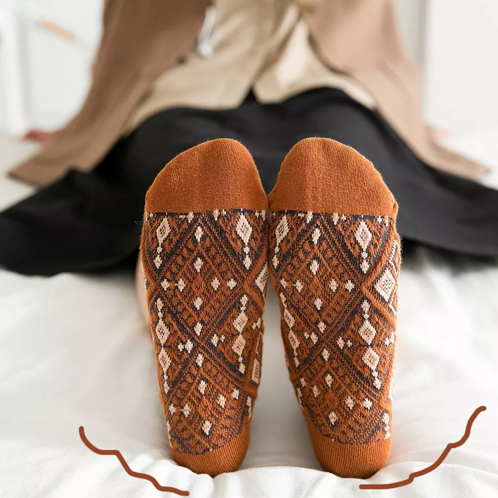 Vintage Argyle Patterned Mid-Calf Socks, image 5