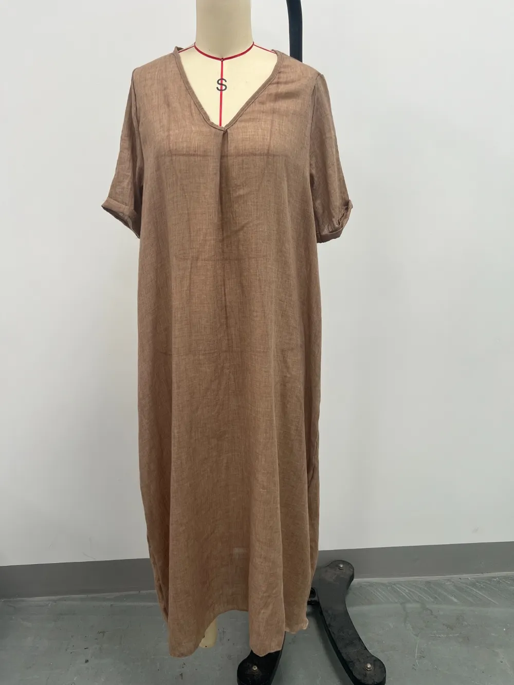 Full Size V-Neck Short Sleeve Midi Dress Plus Size, image 14