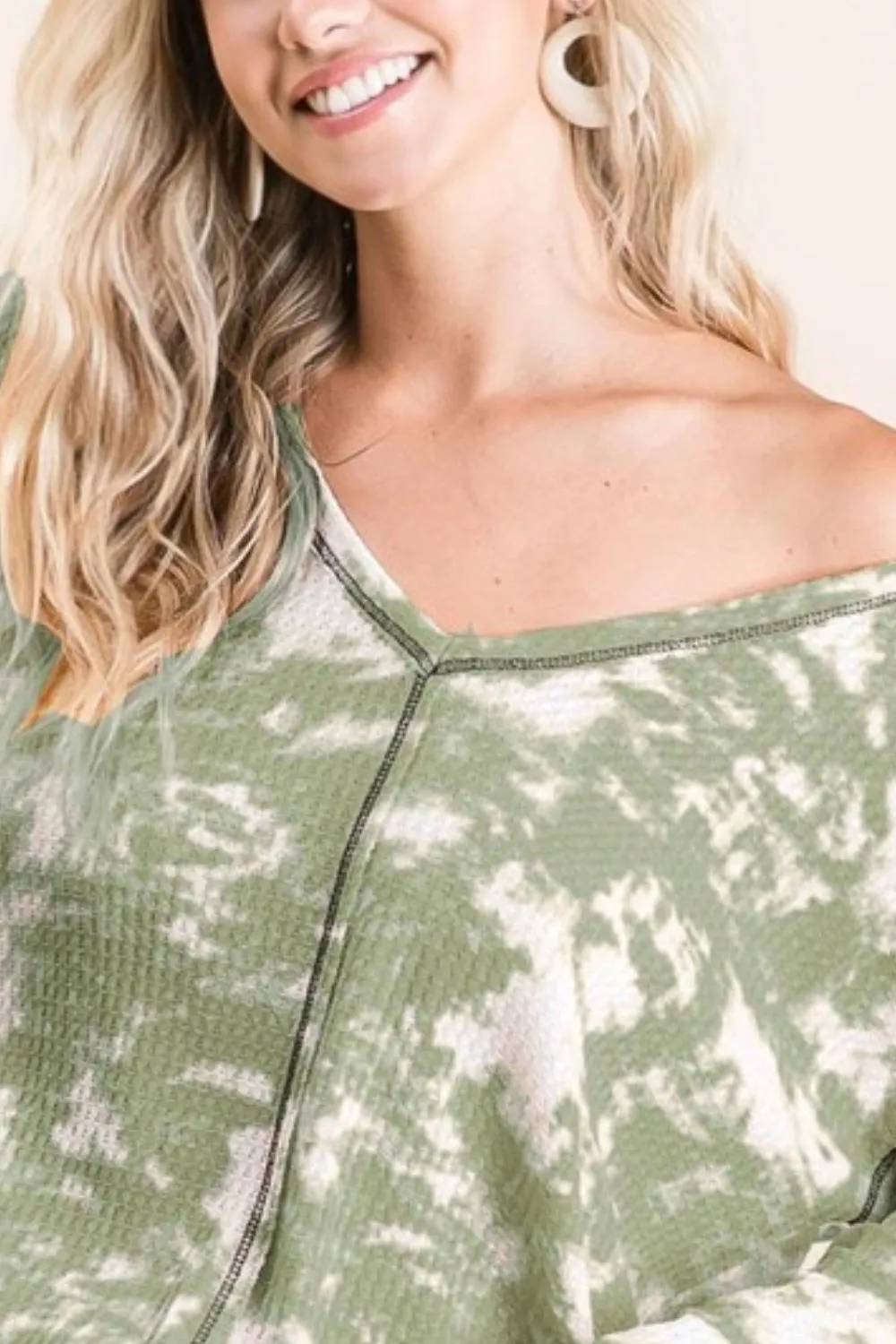 Tie Dye Print Waffle V Neck Top with Contrast, image 3