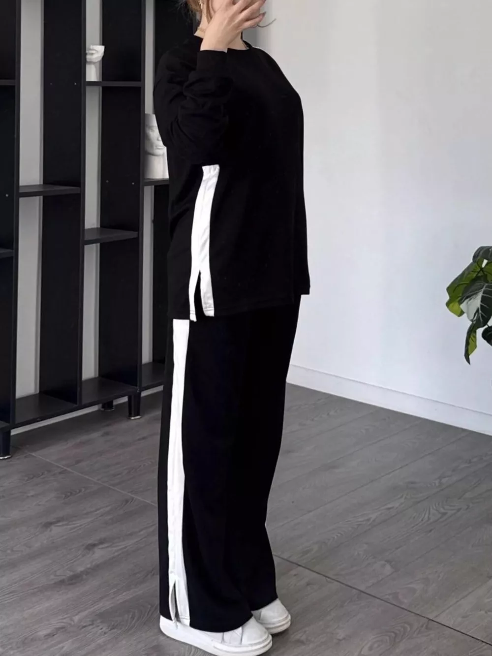Full Size Contrast Round Neck Top and Pants Set Plus Size, image 4