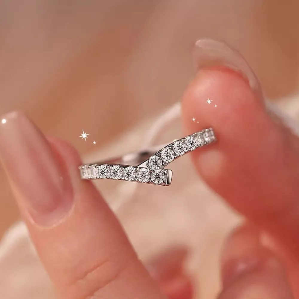 925 Sterling Silver Moissanite Geometric Ring, image 6