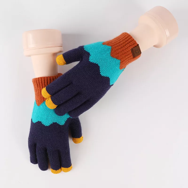 Colorful Knitted Touchscreen Gloves, image 5