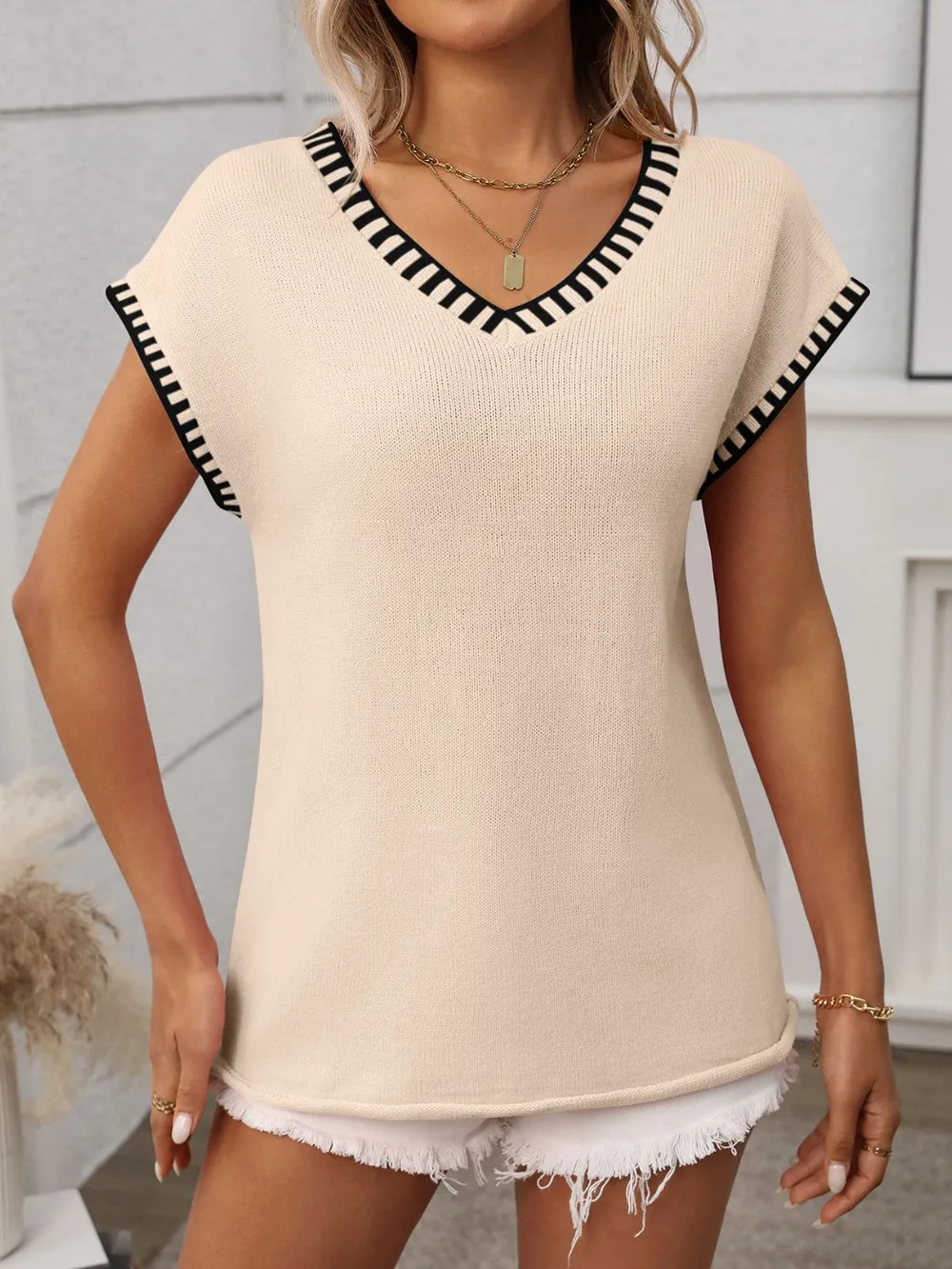 Contrast Trim V-Neck Knit Top, image 3