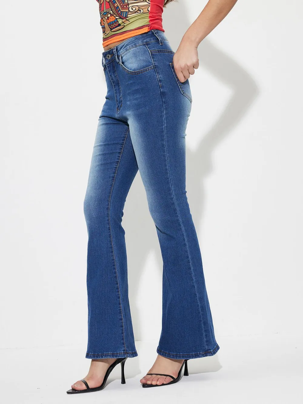 Mid-Rise Waist Bootcut Jeans, image 5