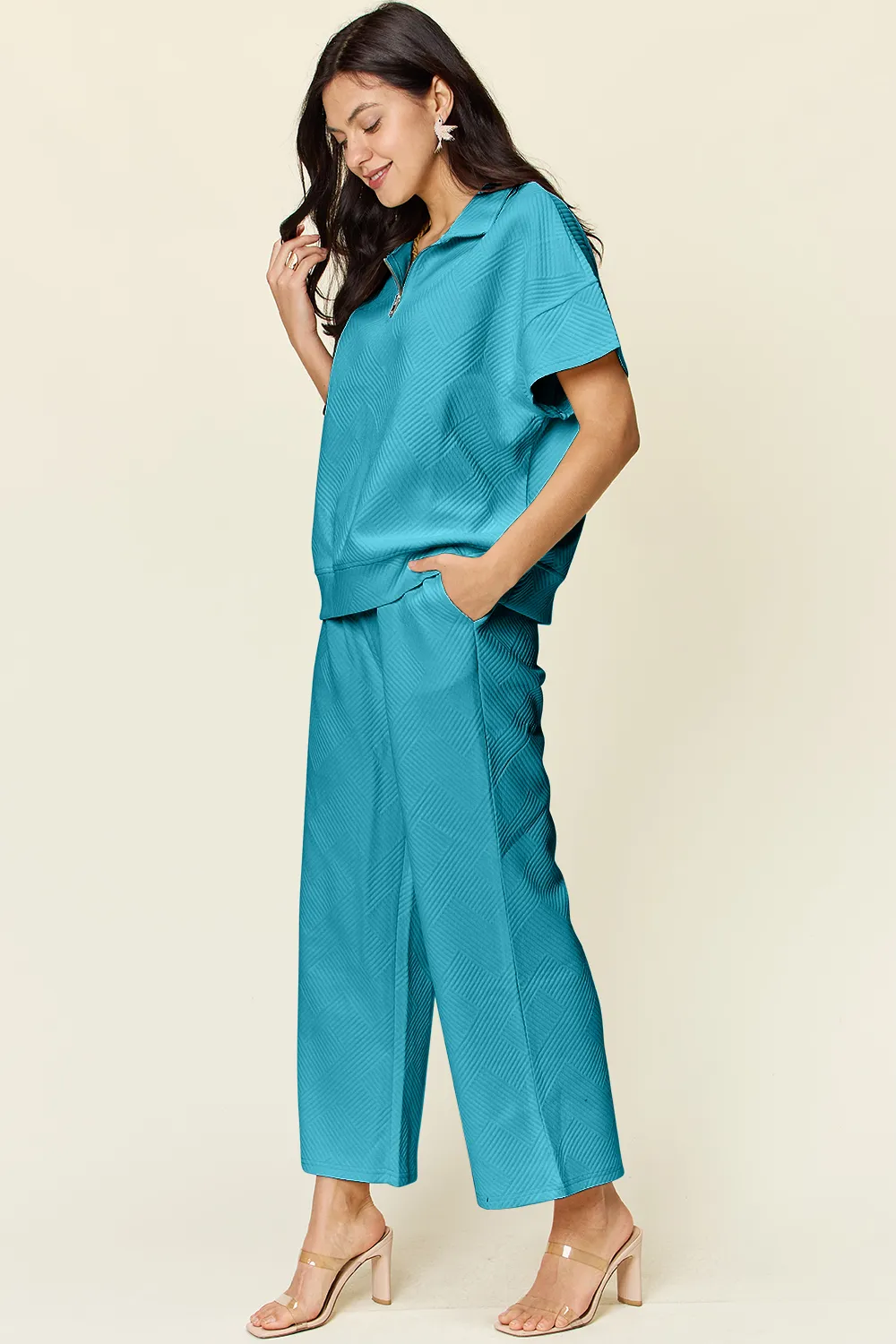 Full Size Texture Half Zip Short Sleeve Top and Pants Set, image 16
