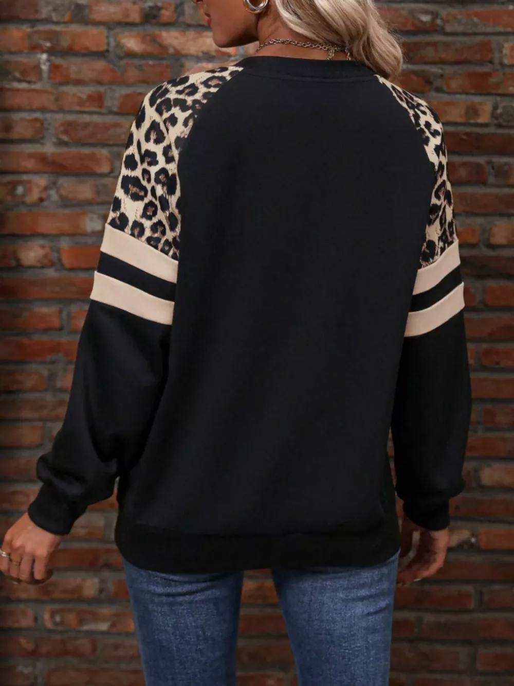 Leopard Raglan Sleeve Striped Sweatshirt, image 21