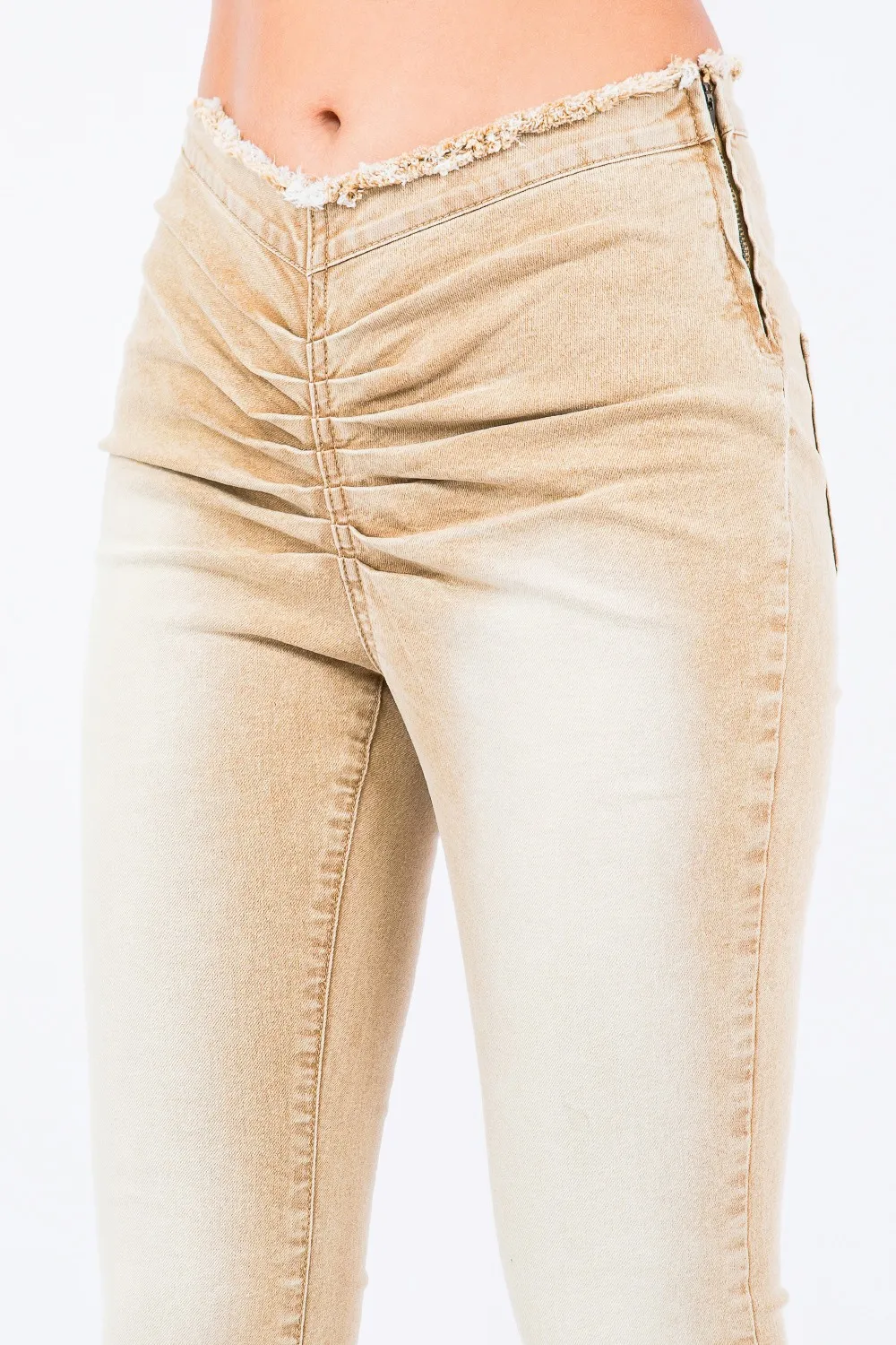 V-Cut Ruched Flare Pants, image 4