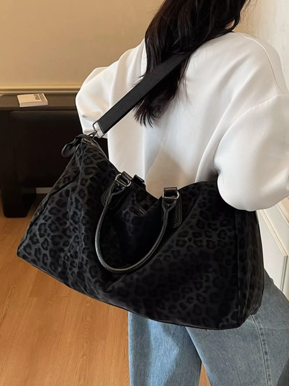 Leopard Print Travel Bag, image 2